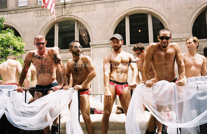 gay-parade-nyc-2
