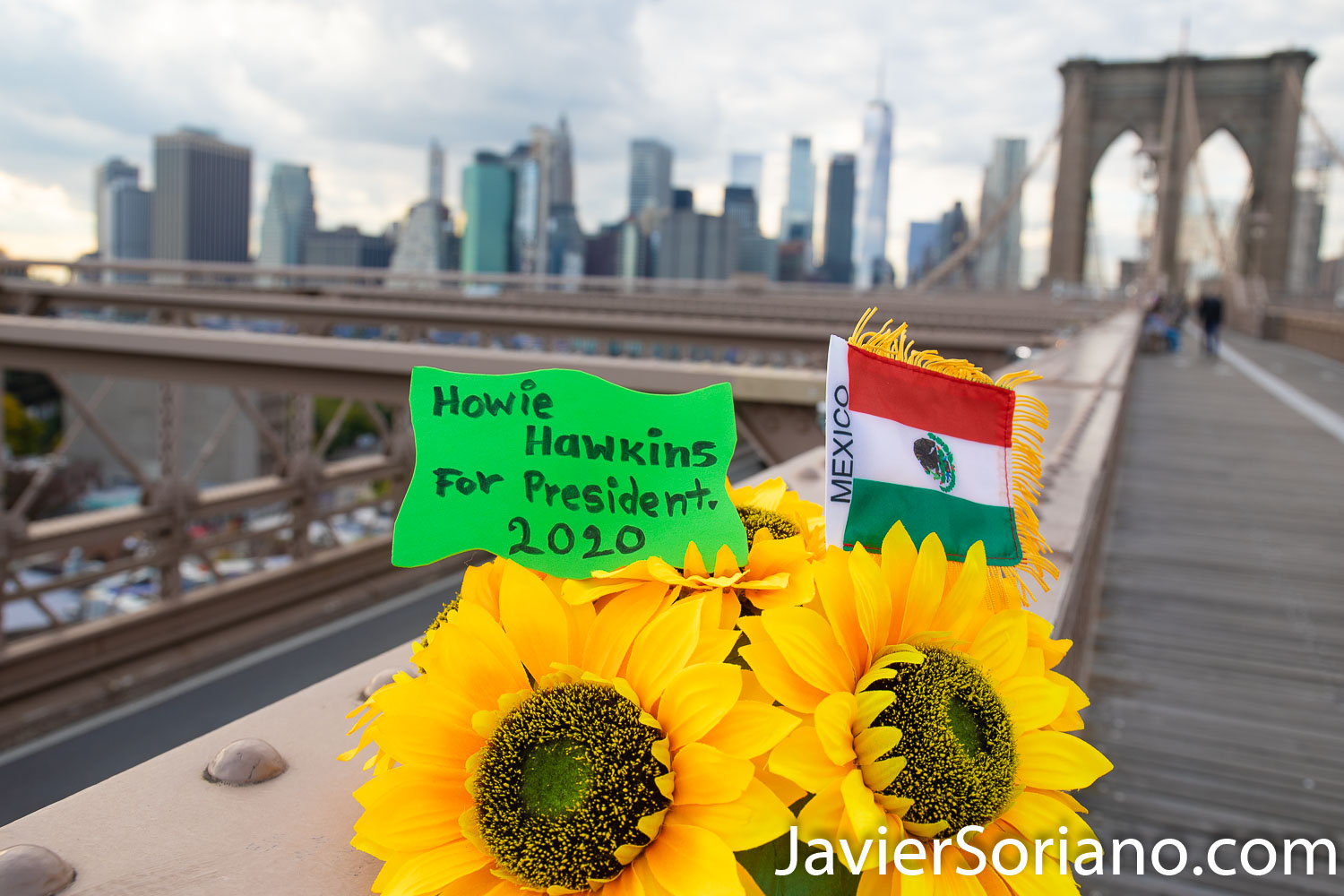 Mexican-Americans support Howie Hawkins for president 2020. HowieHawkins.us I took this photo on the Brooklyn Bridge in New York City. Photo by Javier Soriano/www.JavierSoriano.com