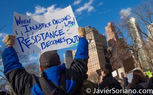 1/29/2017 Battery Park, NYC - People’s protectors in support of Muslims, refugees, immigrants. Photo by Javier Soriano/www.JavierSoriano.com