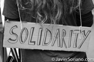 3/25/2017 NYC - People for Free Press. Activist at Bryant Park. "Solidarity." Photo by Javier Soriano/www.JavierSoriano.com