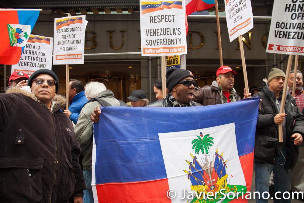 Sábado, 23 de febrero, 2019. Mitin y marcha en la Ciudad de Nueva York: Saquen las manos de Venezuela. Saturday, February 23, 2019. Rally and march in New York City: Hands off Venezuela. Foto por Javier Soriano/www.JavierSoriano.com