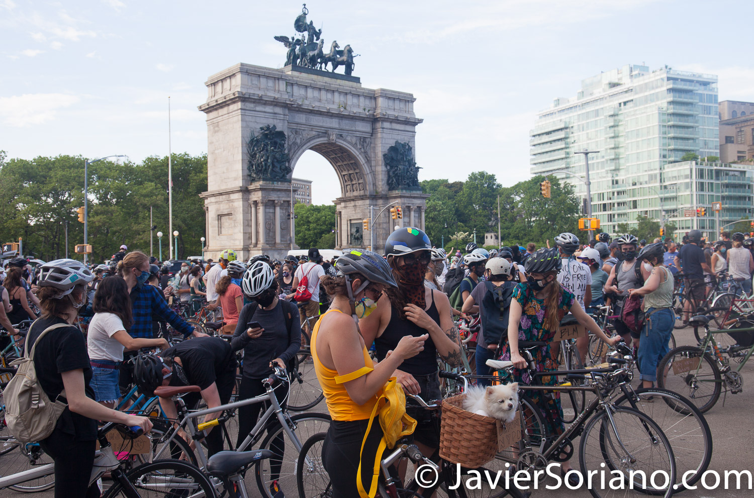 Wednesday, June 10, 2020. Brooklyn, New York City – Today was the second bike ride in solidarity with Black Lives matter. People gathered at Grand Army Plaza and rode their bikes to different places in Brooklyn. Photo by Javier Soriano/www.JavierSoriano.com