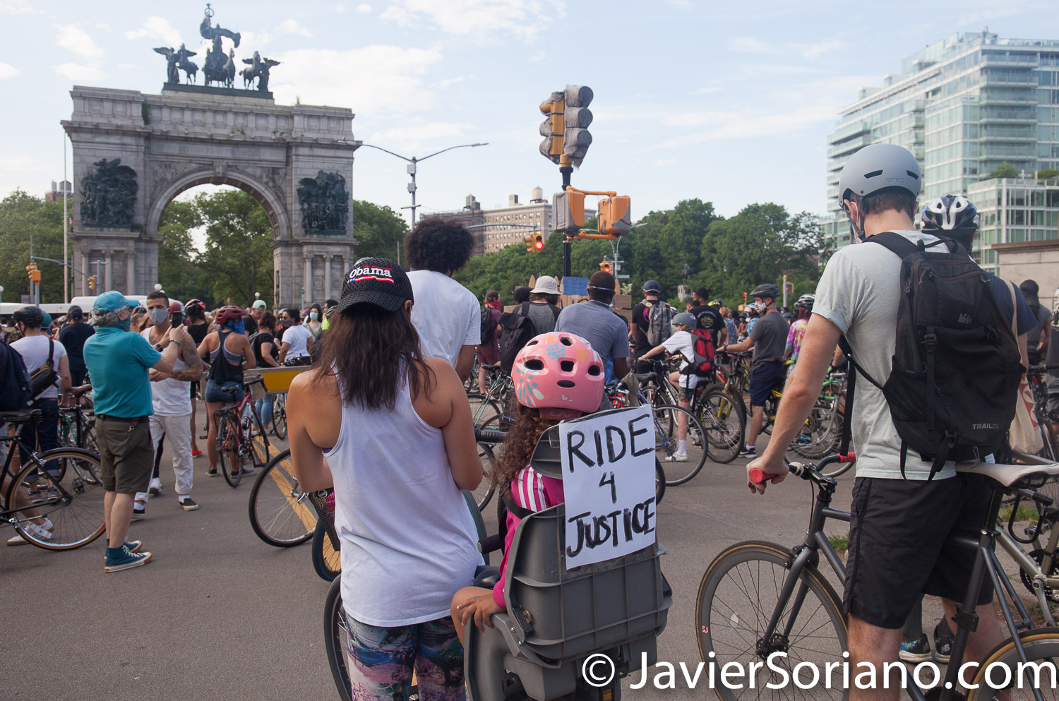 Wednesday, June 10, 2020. Brooklyn, New York City – Today was the second bike ride in solidarity with Black Lives matter. People gathered at Grand Army Plaza and rode their bikes to different places in Brooklyn. Photo by Javier Soriano/www.JavierSoriano.com