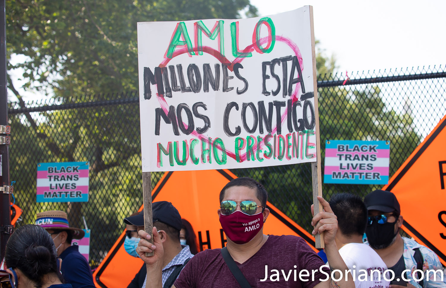 Miércoles 8 de julio de 2020. Washington, D. C., Estados Unidos de América - El presidente mexicano Andrés Manuel López Obrador (comúnmente conocido por sus iniciales AMLO) se reunió con el presidente de USA, Donald Trump en Washington, D. C. Mexicanas y mexicanos realizaron diferentes manifestaciones en Washington, D. C. para apoyar al presidente mexicano. Foto por Javier Soriano/www.JavierSoriano.com