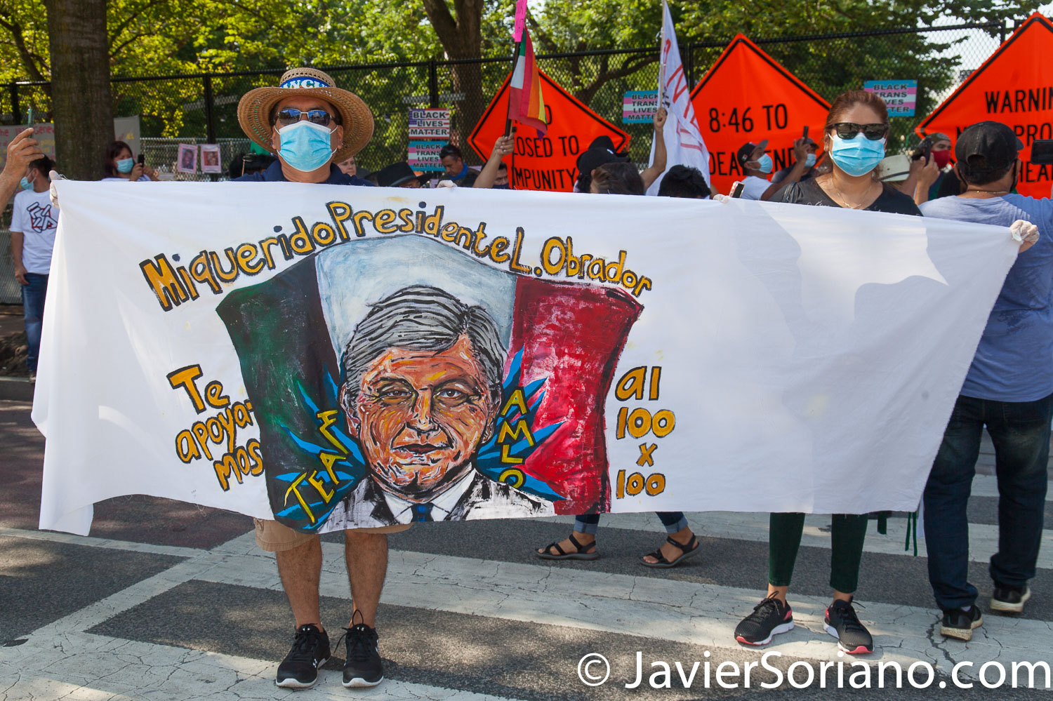 Miércoles 8 de julio de 2020. Washington, D. C., Estados Unidos de América - El presidente mexicano Andrés Manuel López Obrador (comúnmente conocido por sus iniciales AMLO) se reunió con el presidente de USA, Donald Trump en Washington, D. C. Mexicanas y mexicanos realizaron diferentes manifestaciones en Washington, D. C. para apoyar al presidente mexicano.  Foto por Javier Soriano/www.JavierSoriano.com 