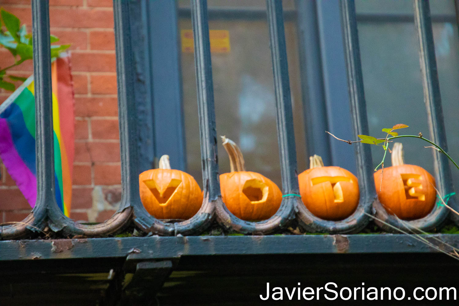 Saturday, October 31, 2020. Manhattan, New York City – Halloween in "The City That Never Sleeps". Photo by Javier Soriano/www.JavierSoriano.com