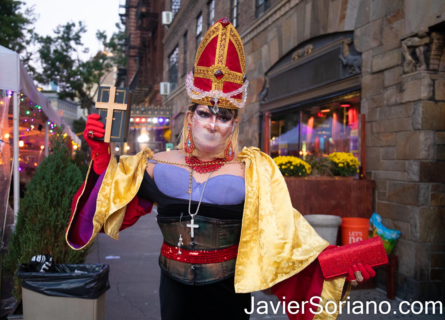 Saturday, October 31, 2020. Manhattan, New York City – Halloween in "The City That Never Sleeps". Photo by Javier Soriano/www.JavierSoriano.com