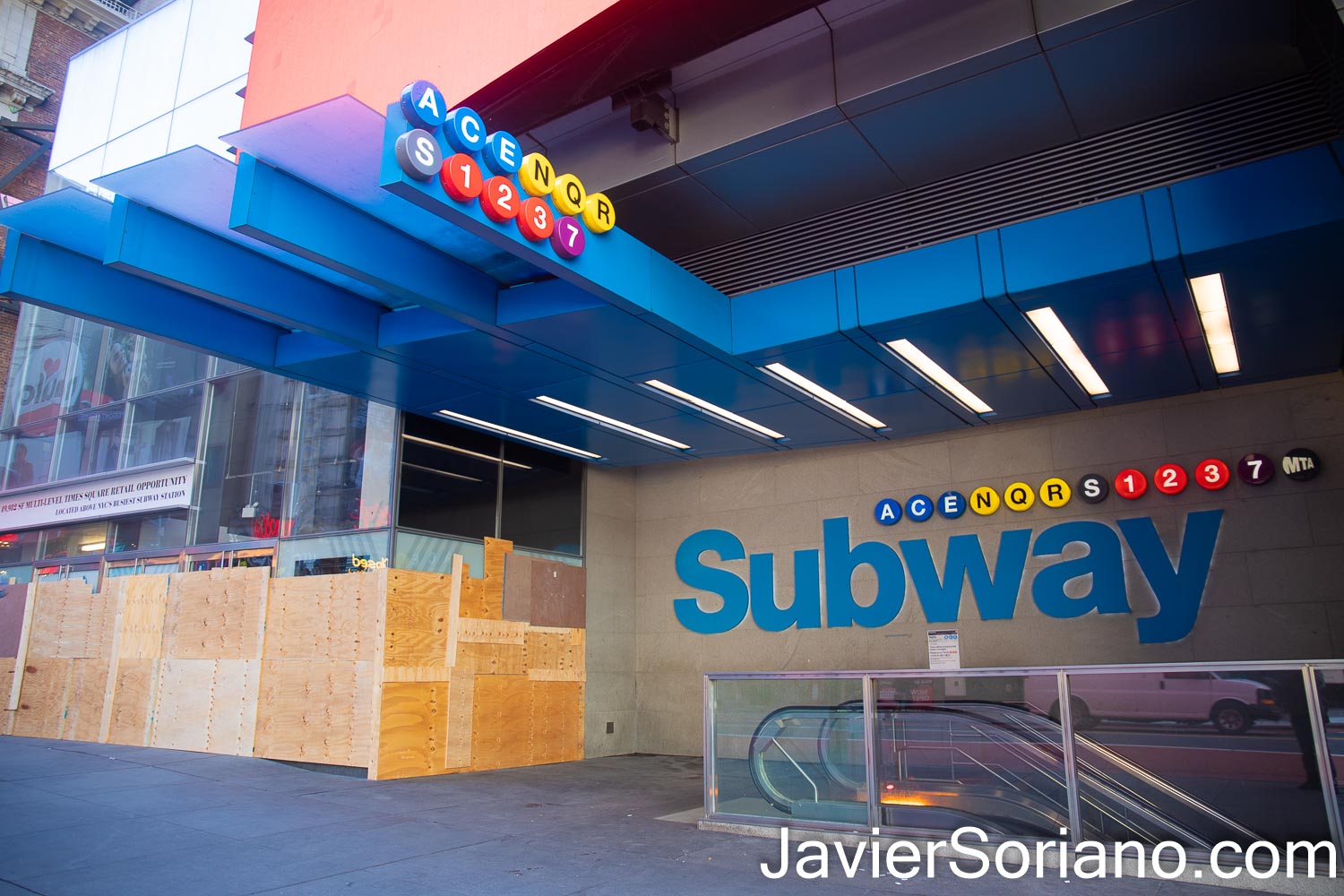 Wednesday, November 4, 2020. Manhattan, New York City – Stores in the Times Square area covered their windows with boards. Store owners fear possible unrest after the general election day. Photo by Javier Soriano/www.JavierSoriano.com