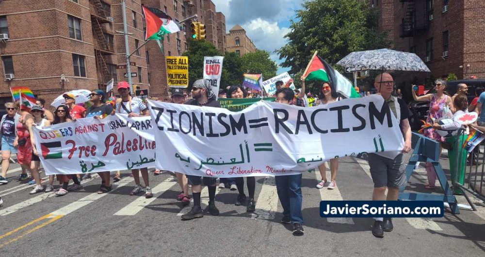 Pro-Palestine, anti-genocide LGBTQ+ New Yorkers and allies participated in the Queens Pride Parade in Jackson Heights, Queens; Lenapehoking (New York City) on Sunday, June 7, 2026. Photo by Javier Soriano/www.JavierSoriano.com. Personas neoyorquinas LGBTQ+, junto a personas aliadas, que apoyan la soberanía de Palestina y que están contra el genocidio, participaron en el Desfile del Orgullo de Queens en Jackson Heights, Queens; Lenapehoking (ciudad de Nueva York), el domingo 7 de junio de 2026. Foto de Javier Soriano/www.JavierSoriano.com.